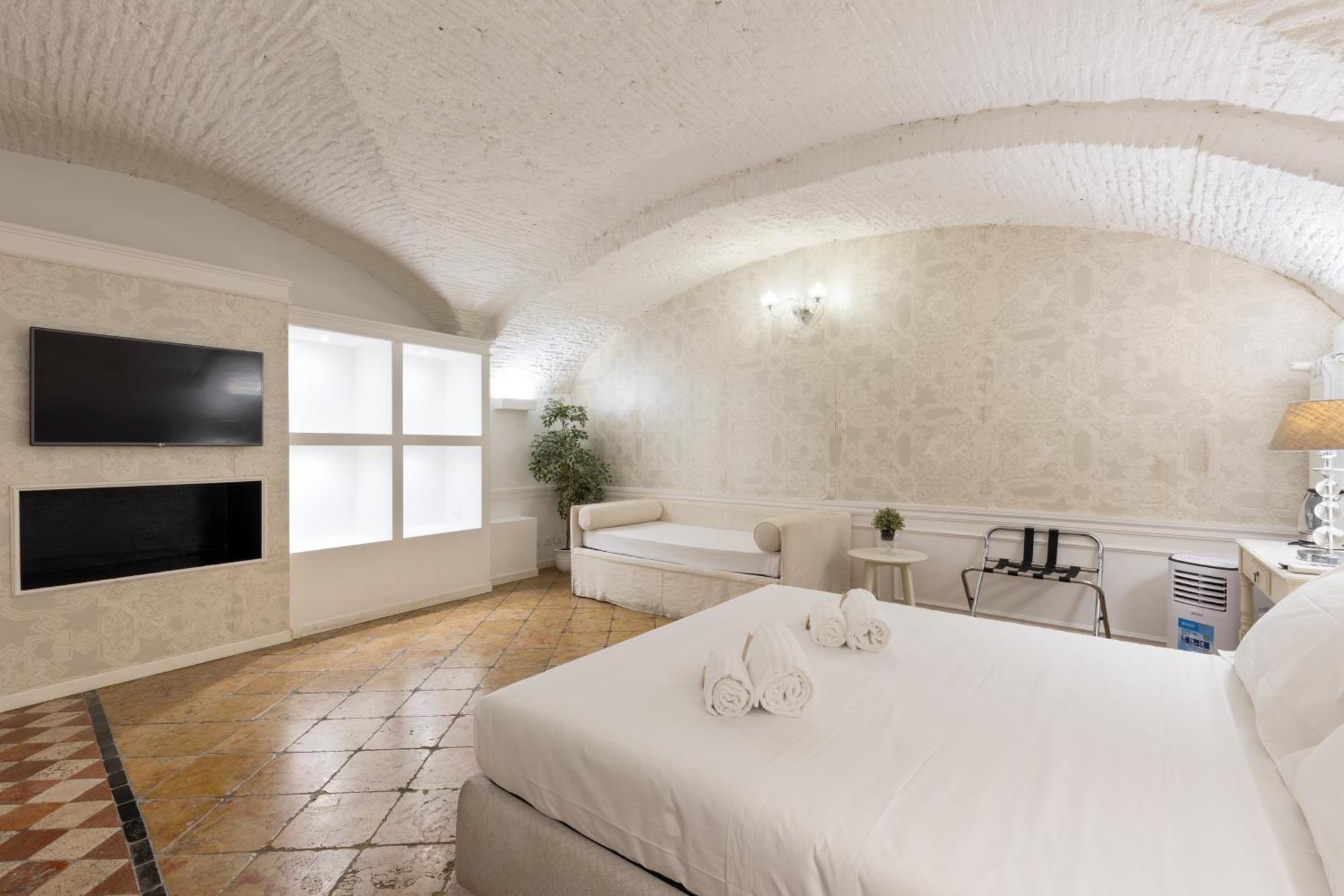 Gasthof Cimarra 14-15 - *